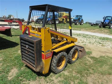 owatonna 320 skid steer specs